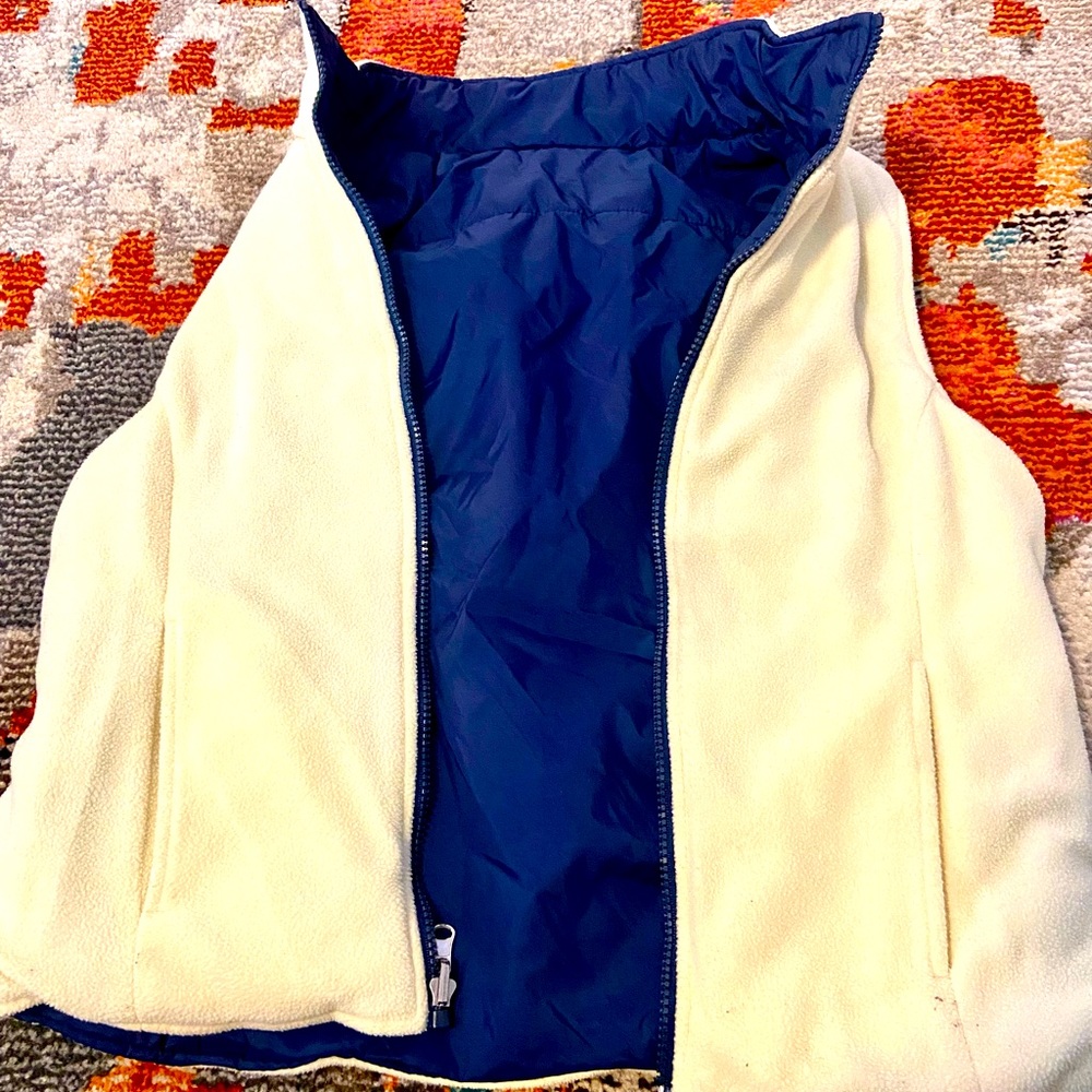 XL REVERSIBLE ONE STEP UP PUFFER VEST